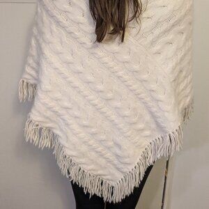 Banana Republic cable knit wool/angora poncho